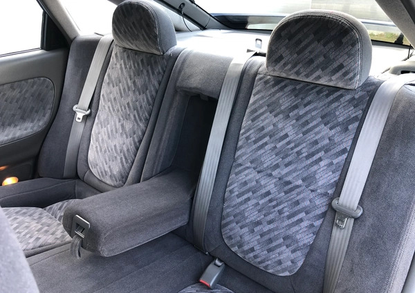 Mazda 626 cena 29999 przebieg: 77326, rok produkcji 1995 z Radymno małe 379
